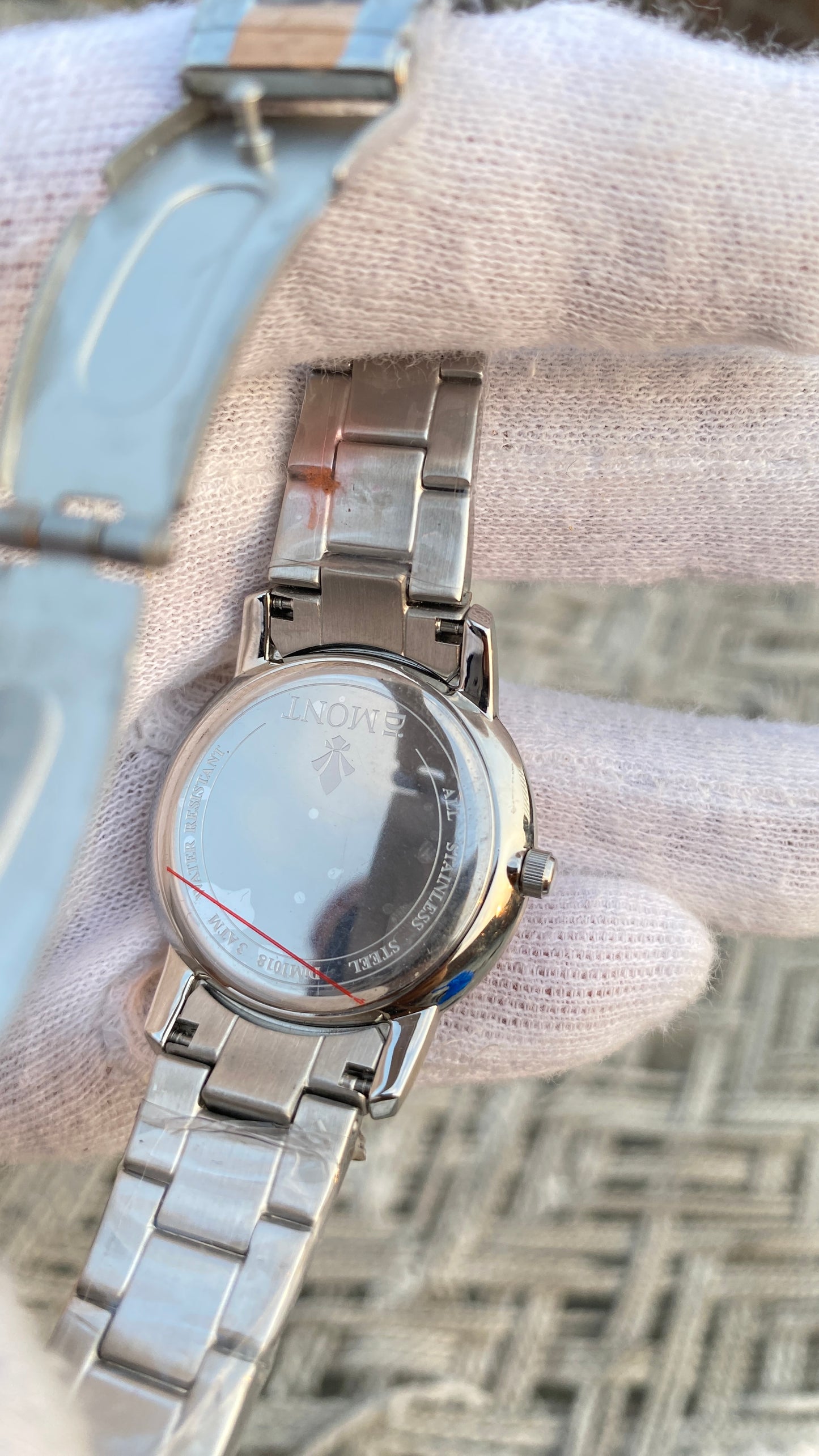 Dmont women’s watch